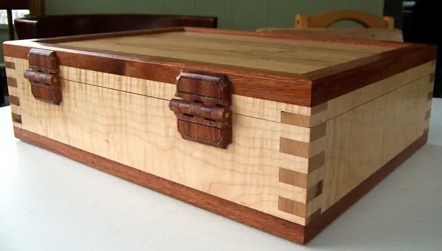 wood lock box with wood hinges