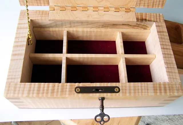 wood lock box with wood hinges
