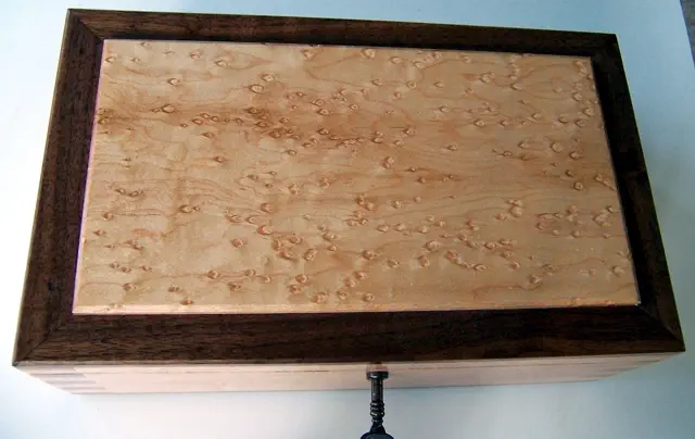 wood lock box with wood hinges