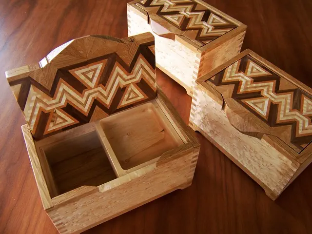 wood box with miter laminate top