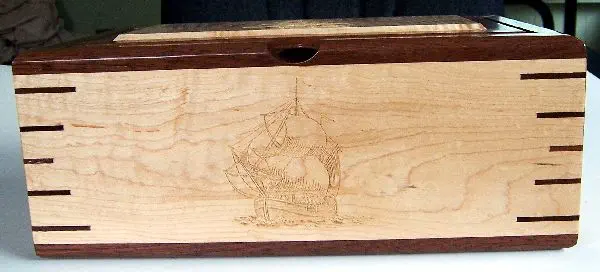 wood box with 5 ship carvings
