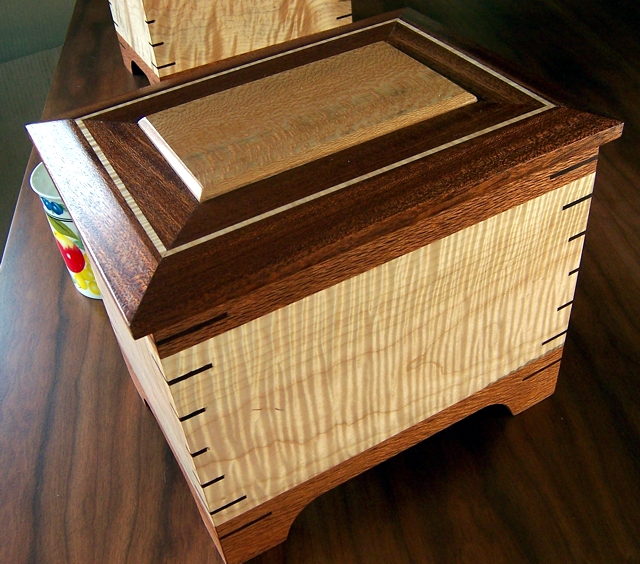 wood fiddleback maple urn