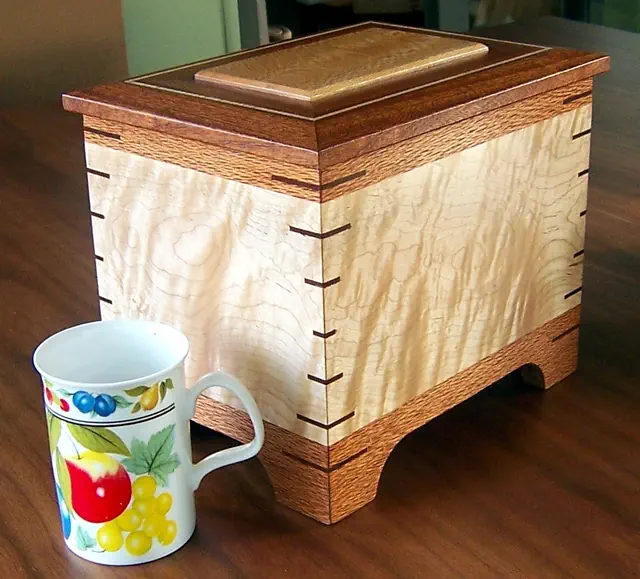 wood flame maple urn