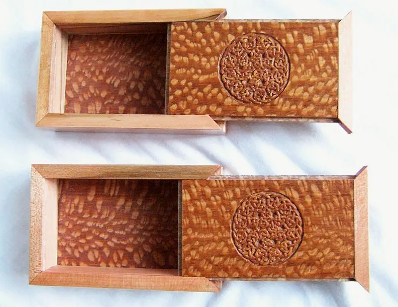 lacewood sliding lid box